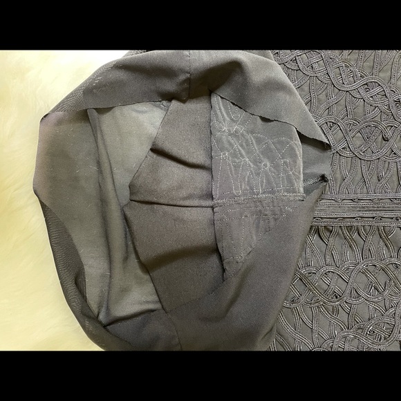 2piece black Bebe skirt set with mesh - Picture 6 of 10